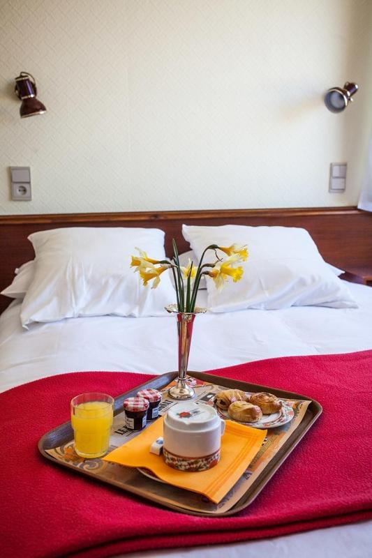 Triple Room image 2