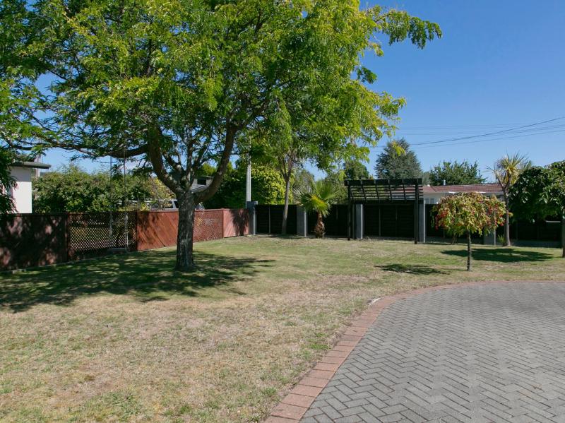 Taupo Escape - Rainbow Point Holiday Home - image 5