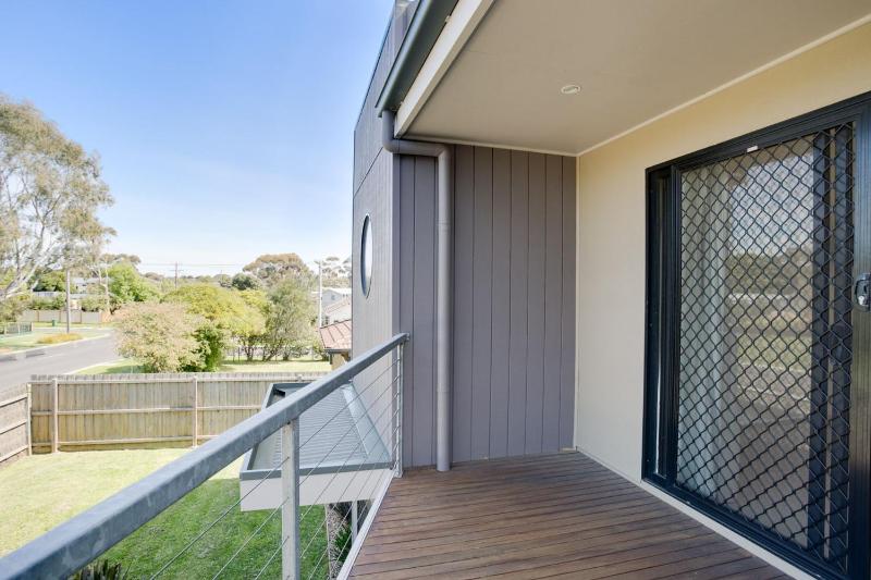 Getaway on Church Phillip Island Cowes - image 3