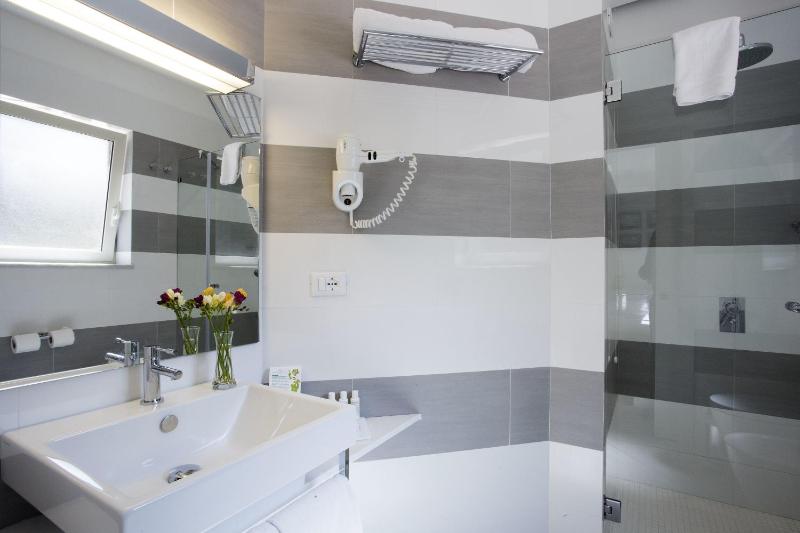 Premium Double or Twin Room image 1