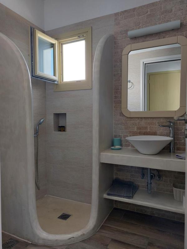 Studio Apartment with Sea View (Vdoko no.5) image 3