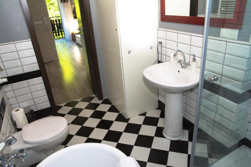 Apartamenty hoteLOVE z sauną - image 11