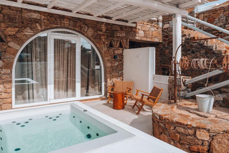 Senses Luxury Villas & Suites - image 14
