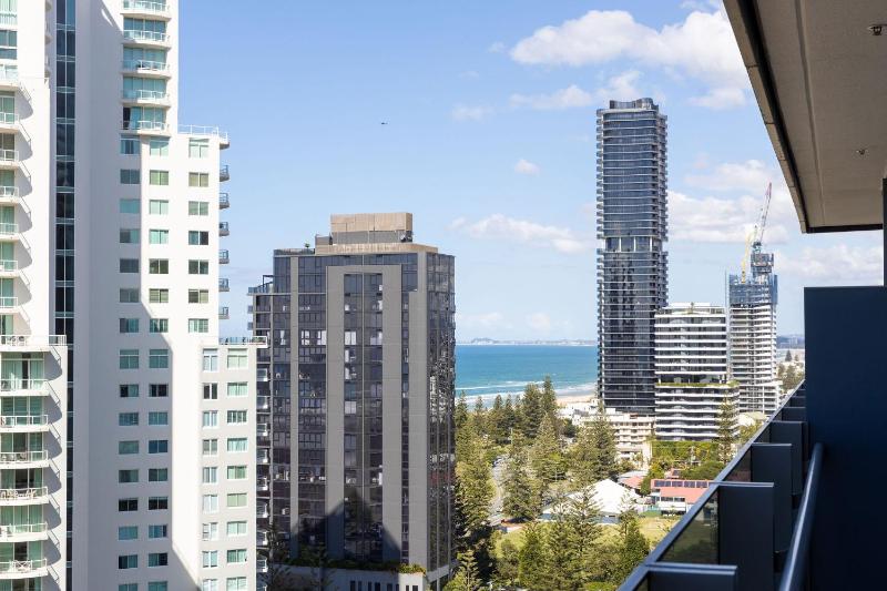 ULTIQA Signature at Broadbeach - image 15
