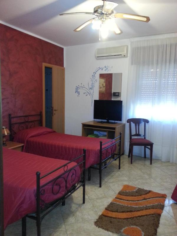 Double or Twin Room image 3