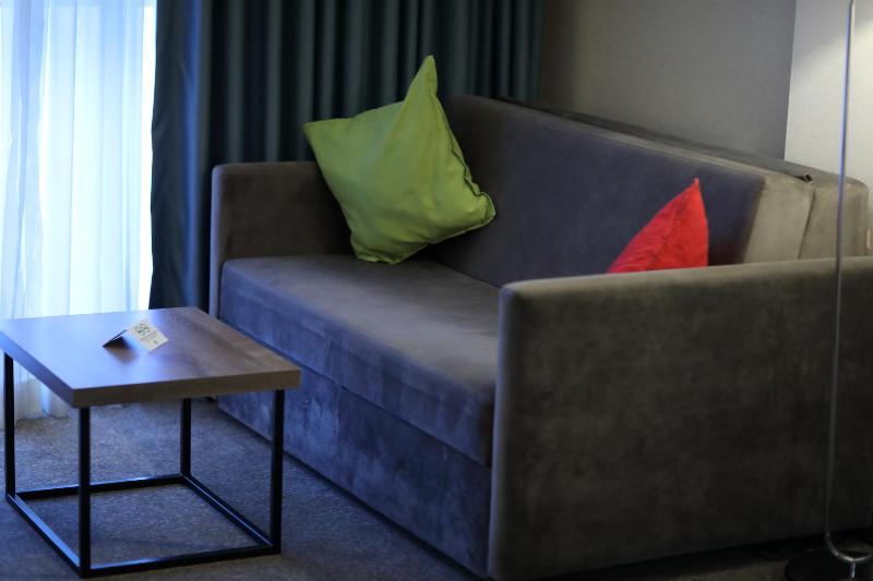 Superior Twin Room image 2