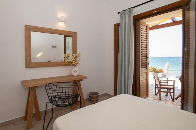 Asterias Studios Finikounda Images