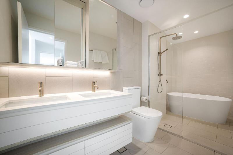 ULTIQA Signature at Broadbeach - image 2
