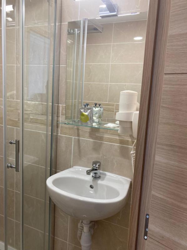 Hotel Phenix Paris - image 9