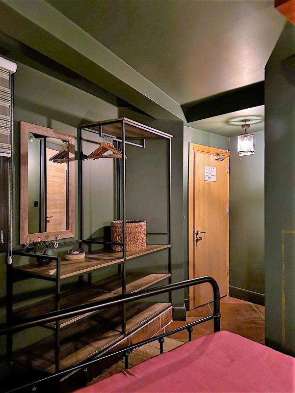 Double Room image 4