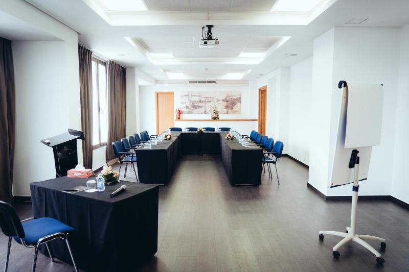 Onomo Hotel Rabat Terminus - image 8