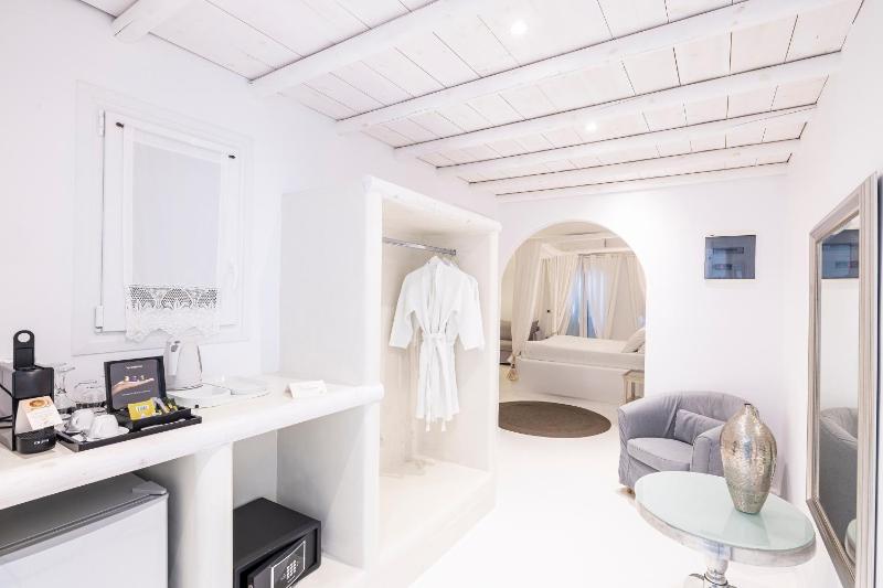 Junior Suite image 3