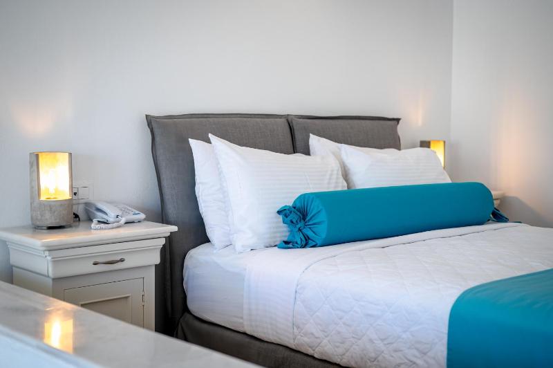 Superior Junior Suite with Garden view image 1