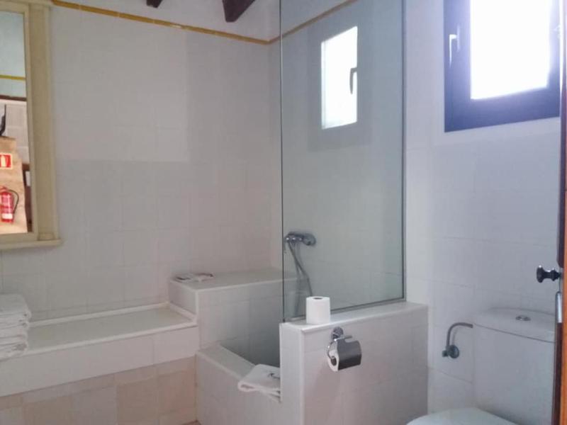 Studio - Split Level image 2