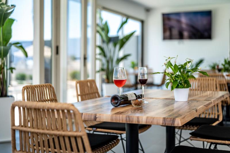 En Plo Boutique Suites - image 47