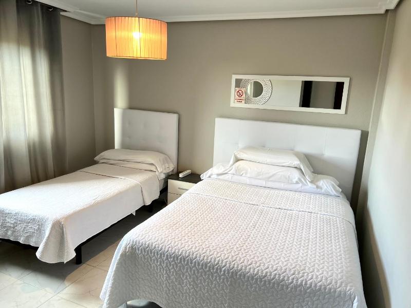 Triple Room image 1