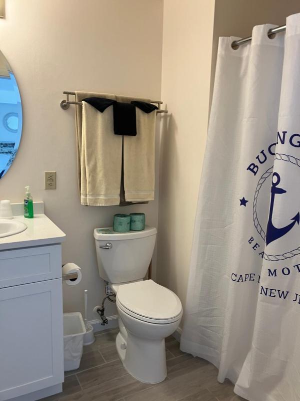 Deluxe King Room image 1