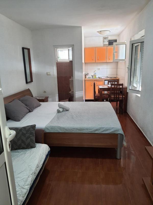 Apartment - Ground Floor image 2