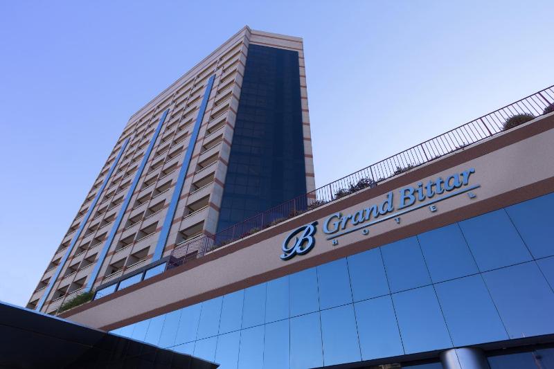 Grand Bittar Hotel - image 1