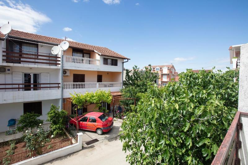 Two-Bedroom Apartment with Terrace image 3