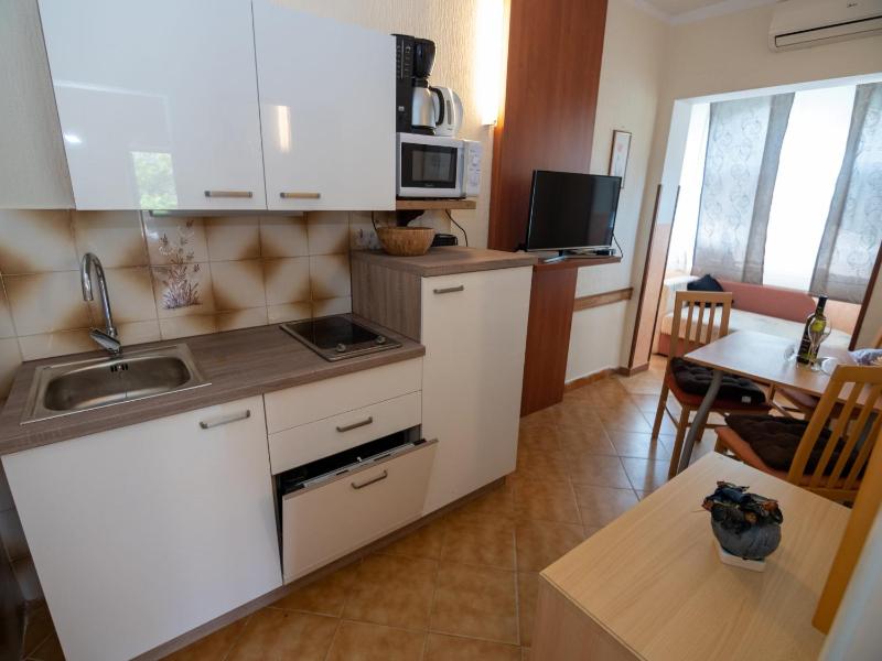 Apartments for families with children Lopar Rab - 20830 - image 7