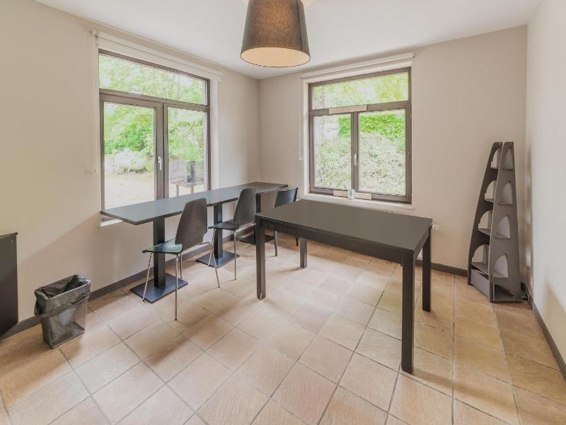 Spacious Villa Near Barvaux - image 17