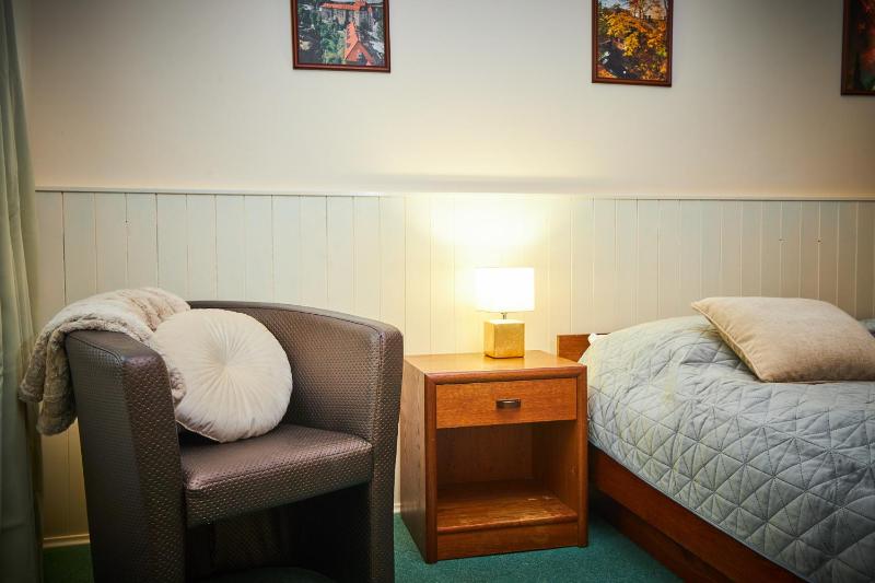 Triple Room with Balcony image 3
