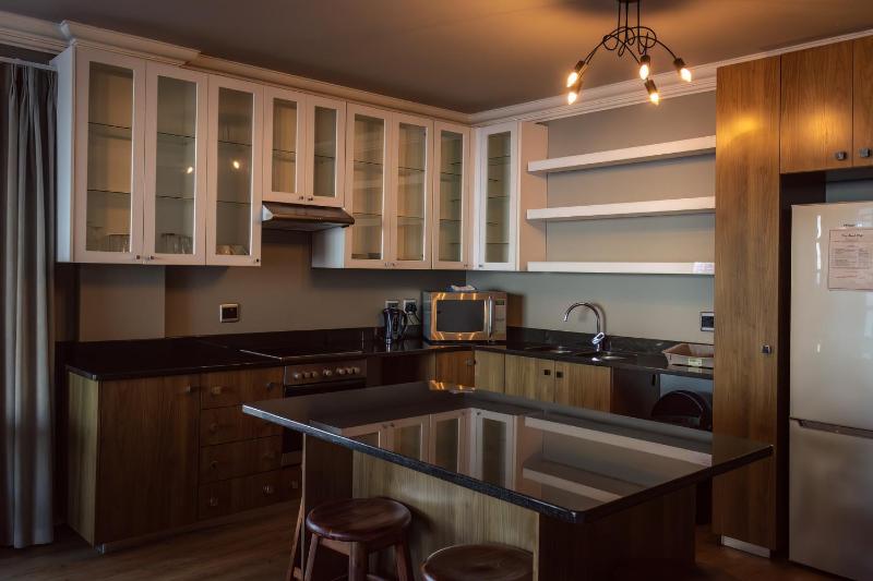 Beach Club Self Catering Apartments - image 9