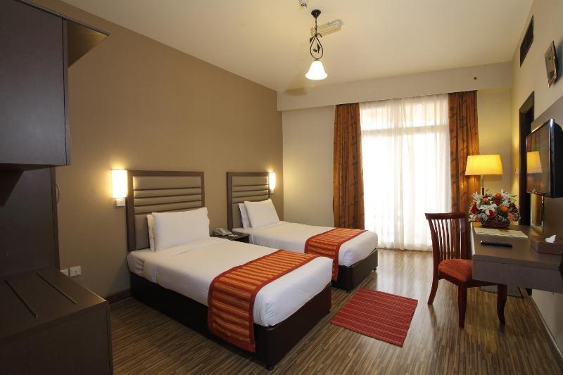 Standard Double or Twin Room image 2