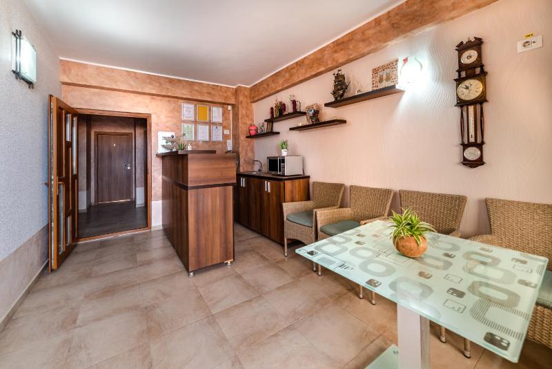 Camere de inchiriat CASA ROYAL - image 13