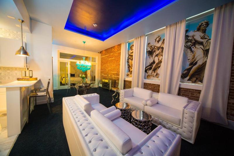 Two-Bedroom Executive Suite image 3