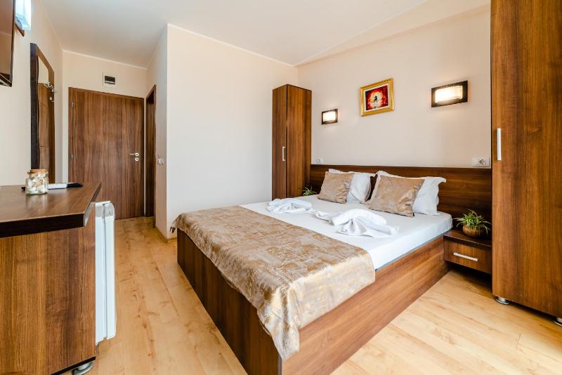 Camere de inchiriat CASA ROYAL - image 23