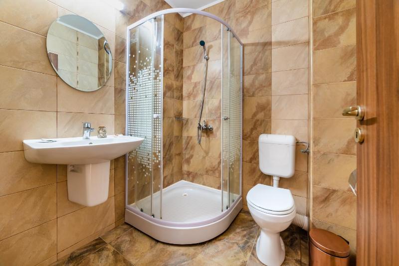 Camere de inchiriat CASA ROYAL - image 31
