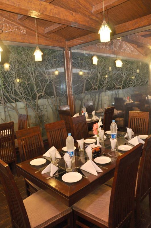 Royal Elegance Hotel Lahore - image 5