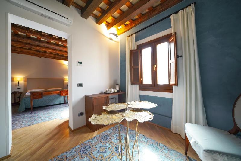 Hotel Carmine - image 9