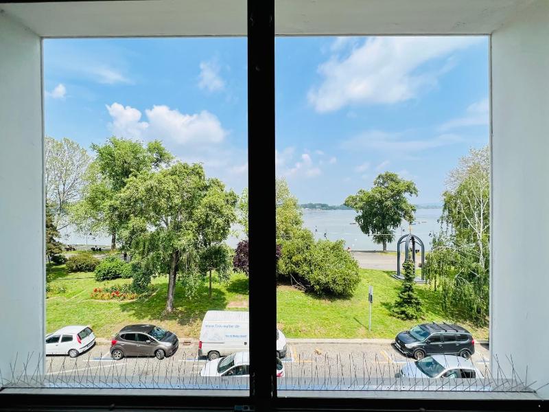 Comfort Double or Twin Room with River View image 4