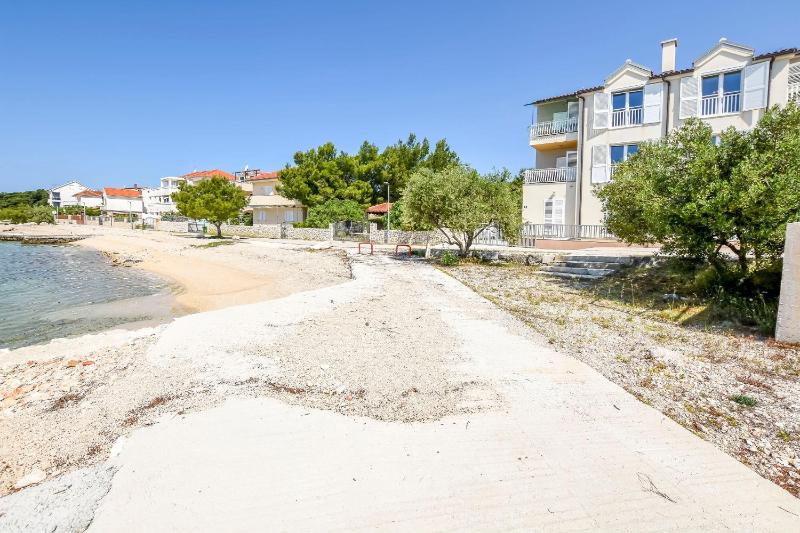 Apartments Silvana - image 11