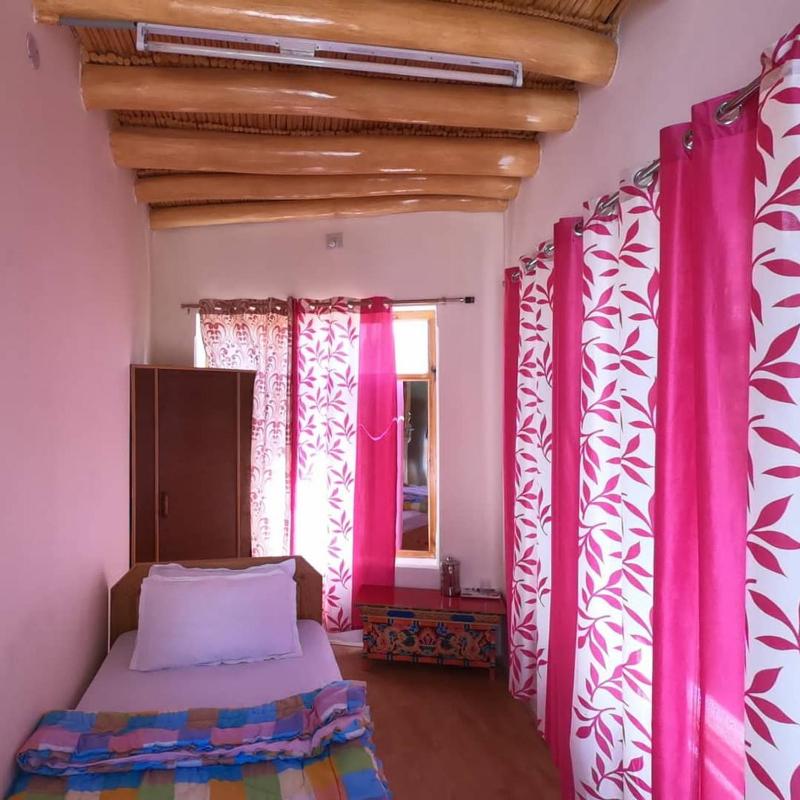Lhachik Guest House - image 10