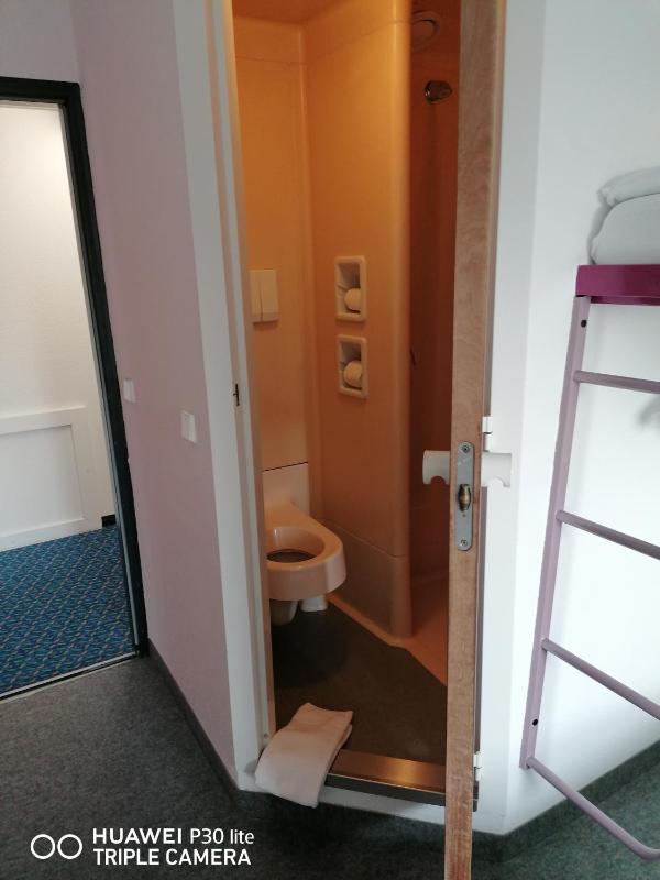 Standard Double Room image 4