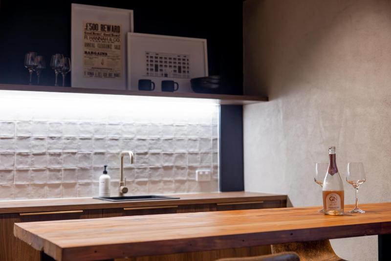 The Cobbler Hotel - image 36