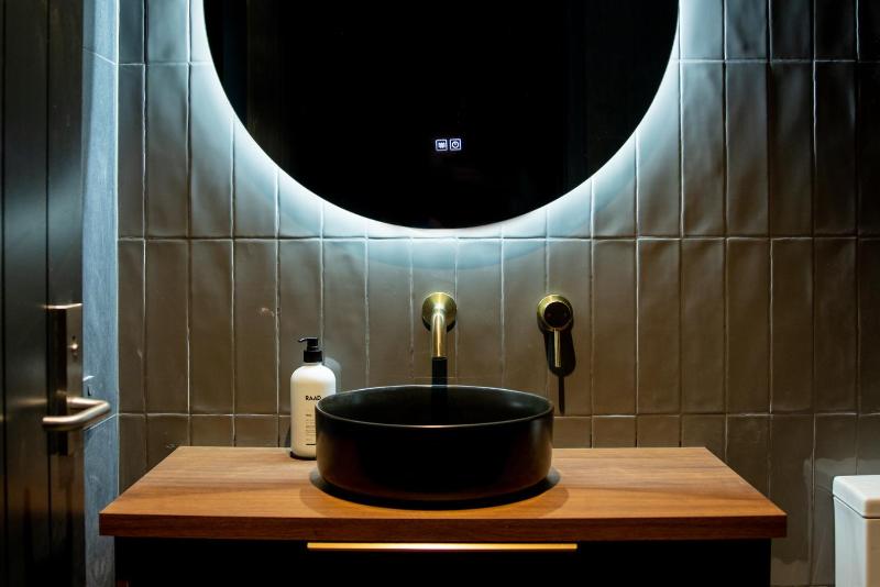 The Cobbler Hotel - image 24