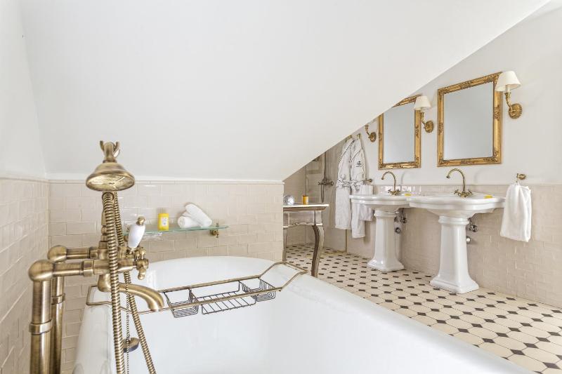 Junior Suite image 3