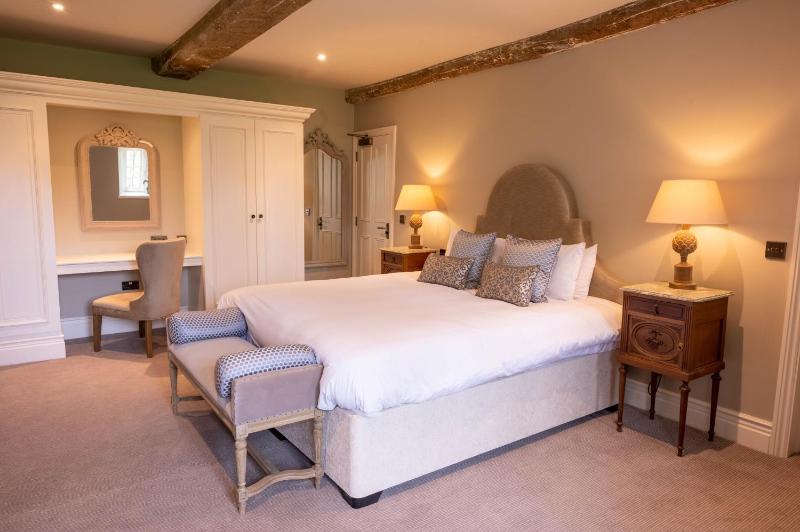 Superior Double Room image 1