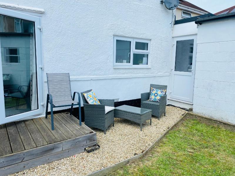 Three-Bedroom House image 2