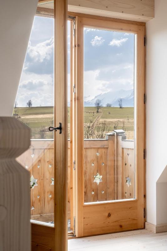 Apartment with Mountain View image 4