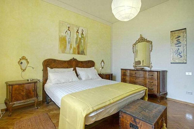 Frati Bigi With Two Bedrooms And Parking - image 15