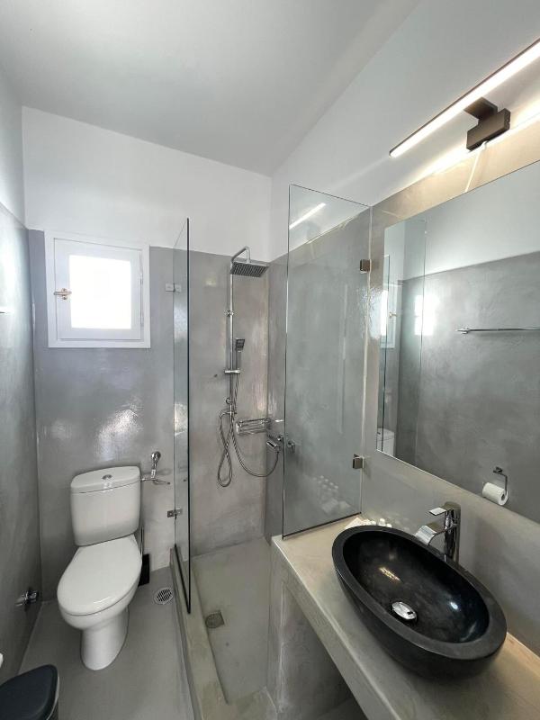 Superior Triple Room image 3