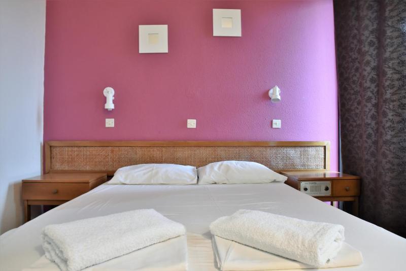 Single Room image 4