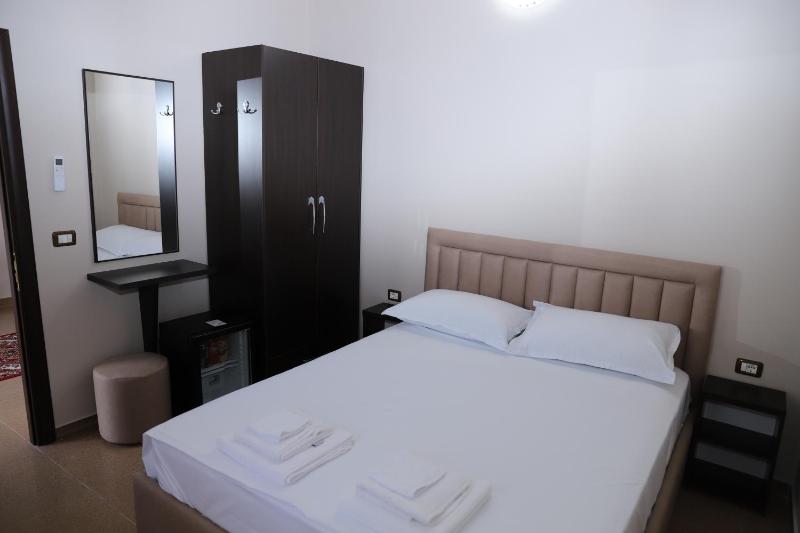 Hotel Vila Maledhi - image 11