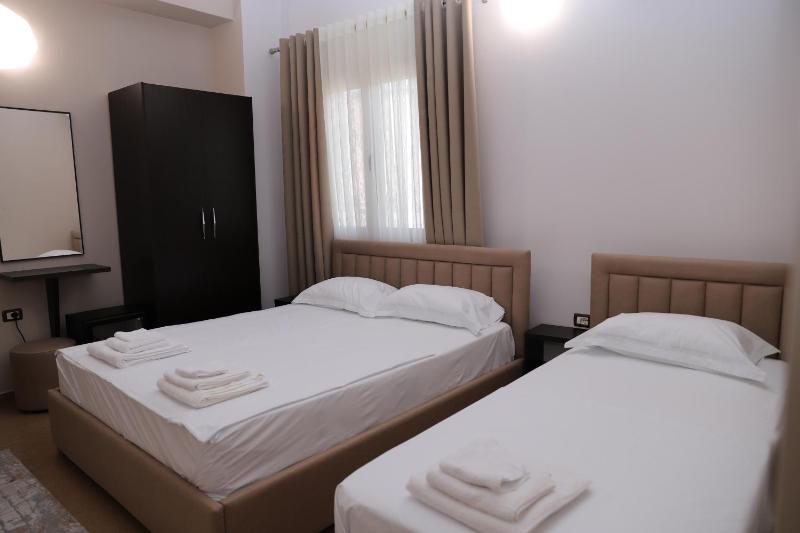 Hotel Vila Maledhi - image 10